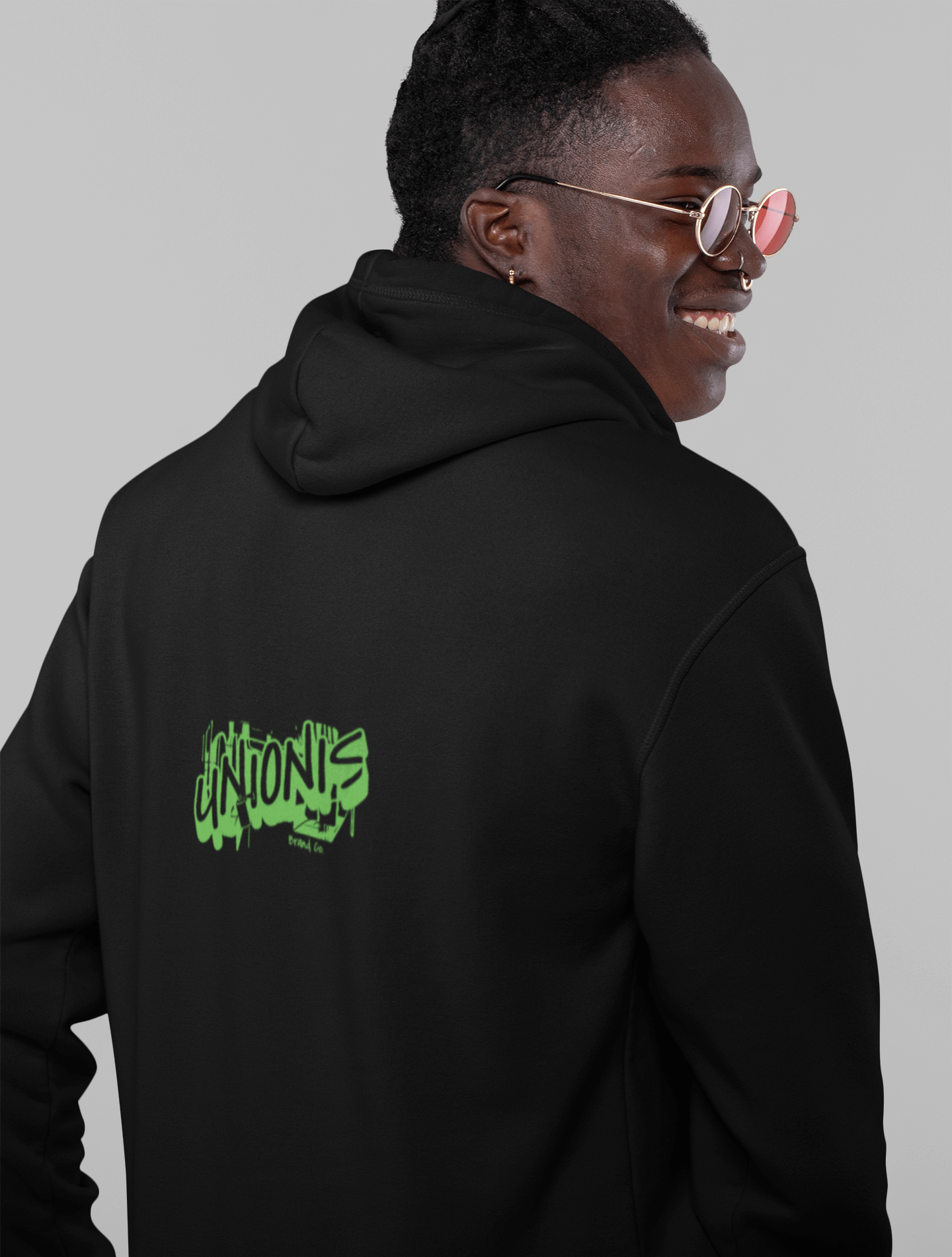 Unisex oversize hoodie in black with high-quality Unionis logo print, made in Italy from 320gr polycotton for comfortable fit.